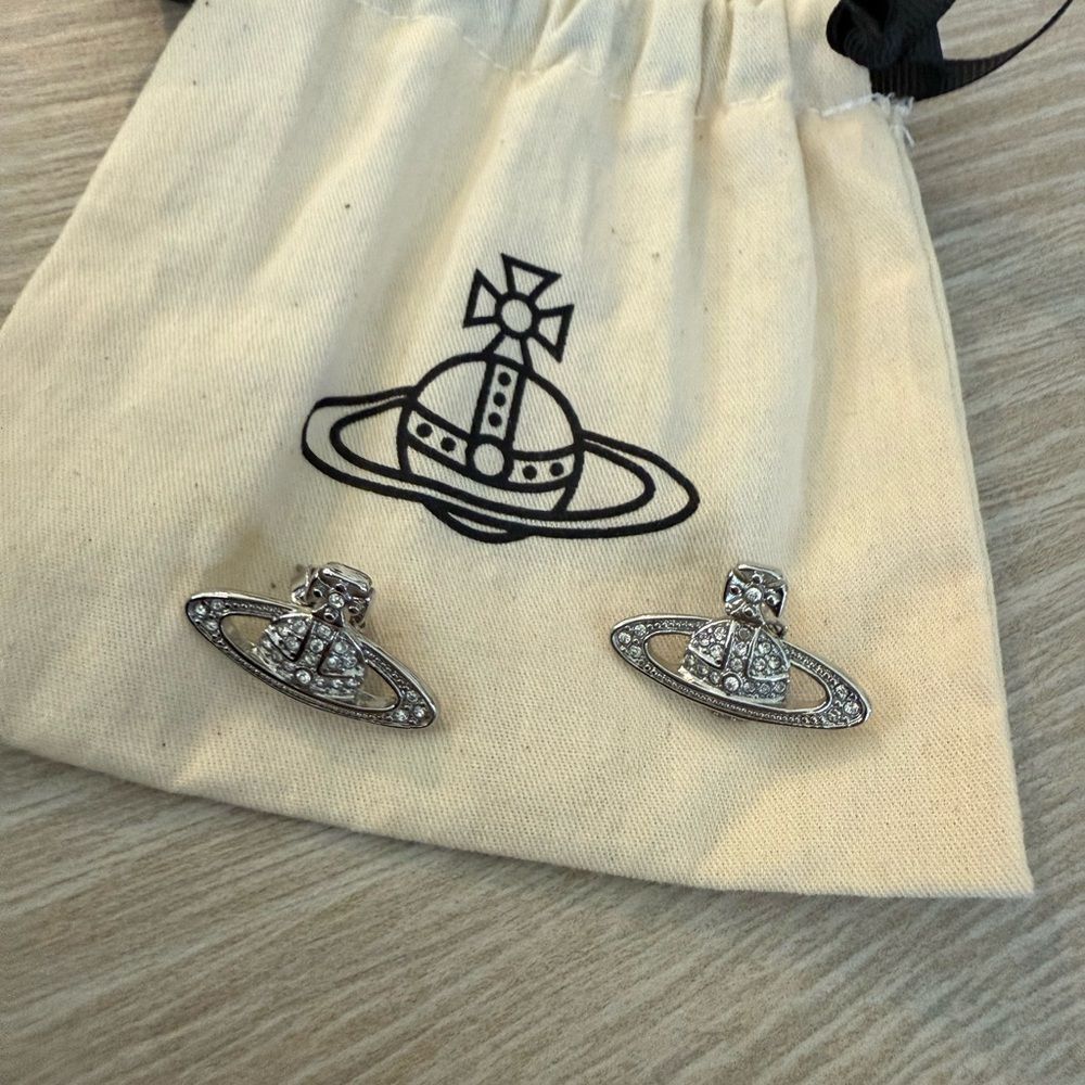 Brand New Vivienne Westwood With Dustbag Earrings